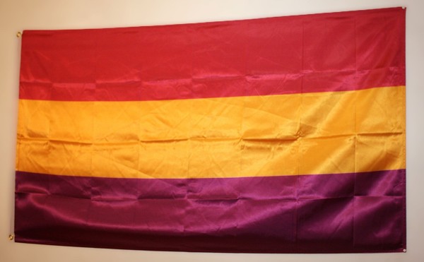 Comprar Bandera Movimiento republicano de España. Raso Premium Tamaño L